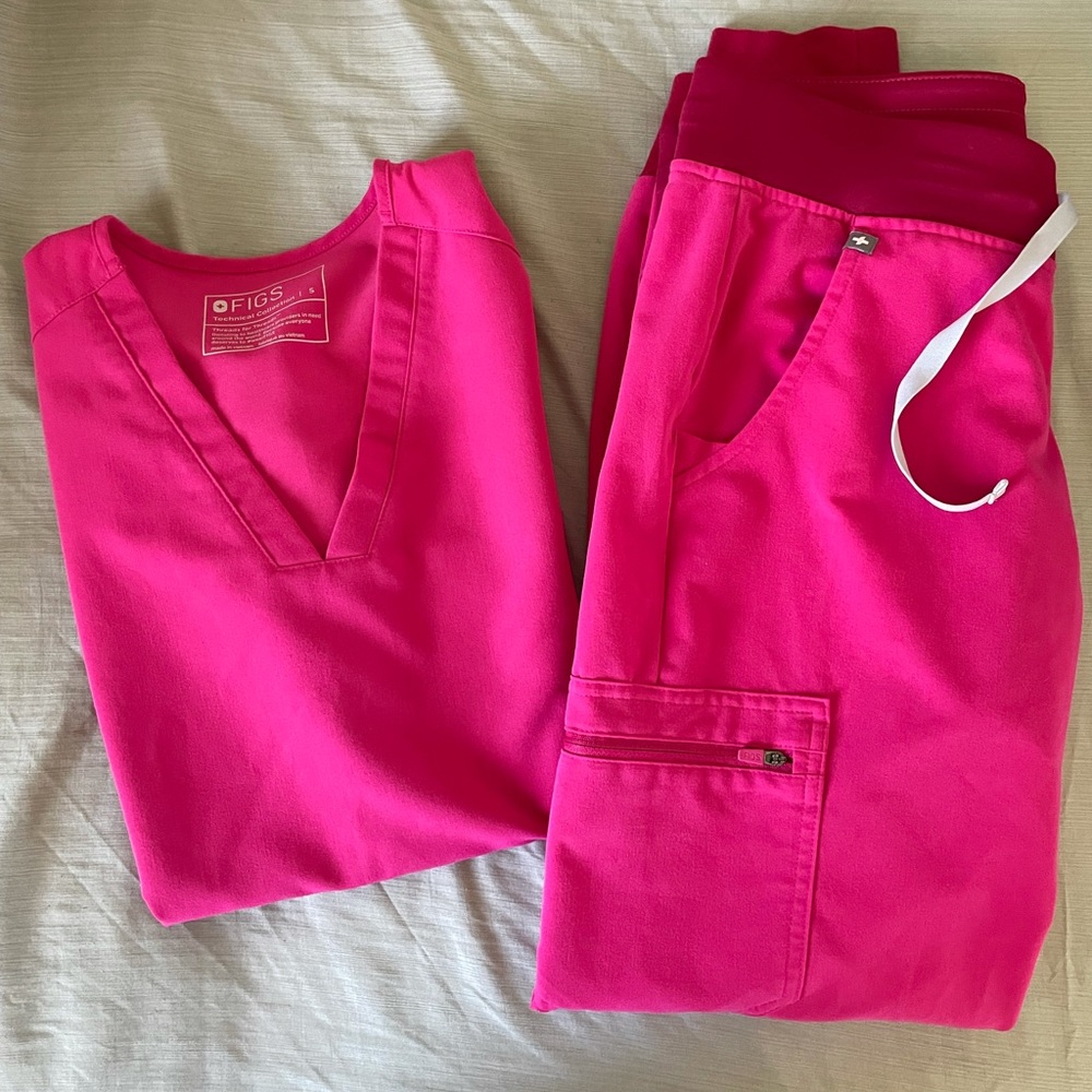 Figs Shocking Pink S Set